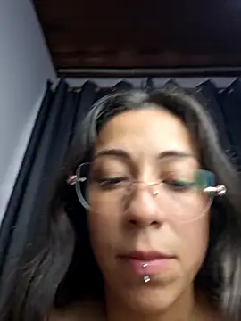 BabyyMetal – Live XXX-chat