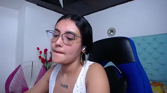 kathe-mills235's Live XXX Chat