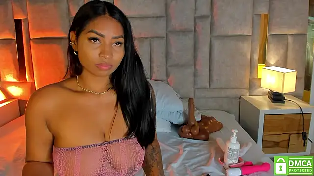 Miss_Abigail_ Adlı Modelin Canlı XXX Sohbeti