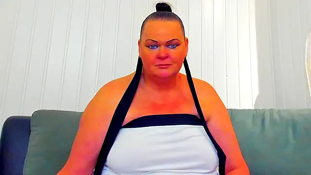 MilanaBiegert live XXX chat