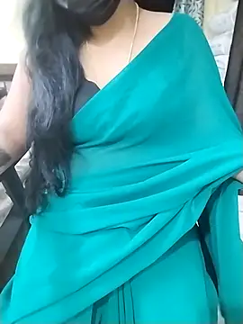 sravyasexyy Show in webcam