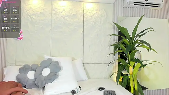 AnahinClar Chat XXX live