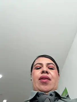 Ariana-07 – Live XXX-chat