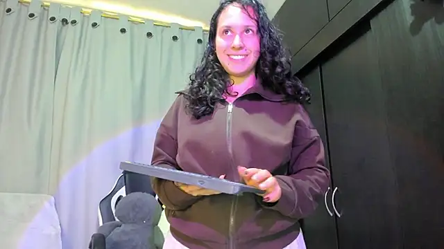 Онлайн чат XXX ammy_e