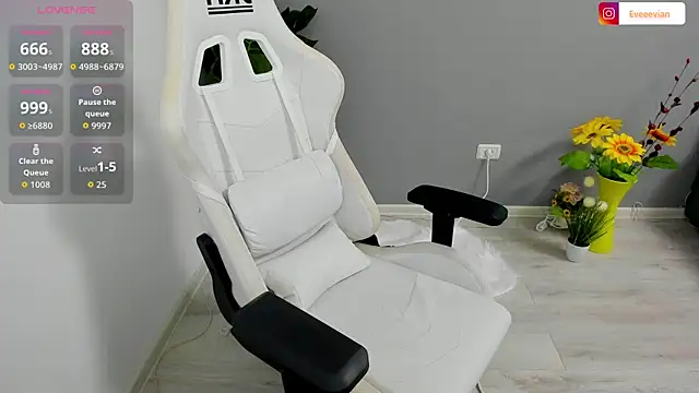 Chat XXX Live EveEvian