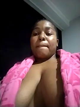 Katie_lips 即時 XXX 聊天