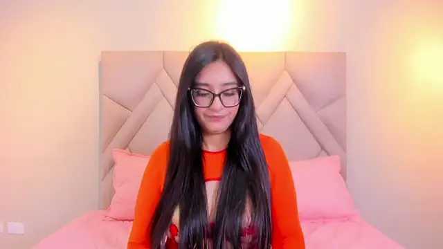 Show de Isis_Osman na webcam