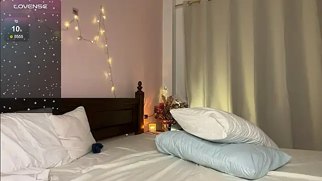 دردشة EvaSuunny الجنسية المباشرة