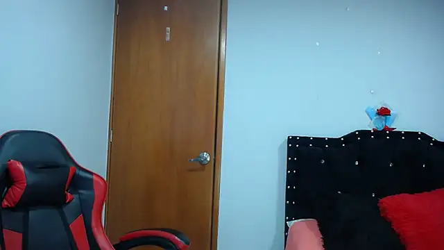 Chatroom XXX en direct de Ursulawhite69