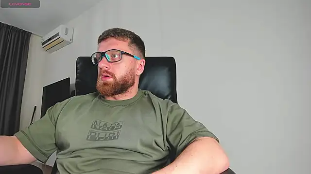 Findom_guyのライブXXXチャット