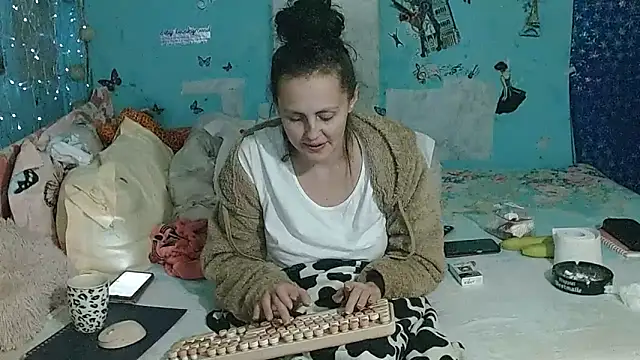 brighteyes77's Live XXX Chat