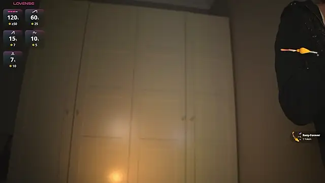 -JuicyMolly-のライブXXXチャット