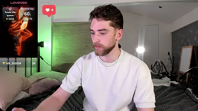 Dexter_Razen Webbikameraesitys