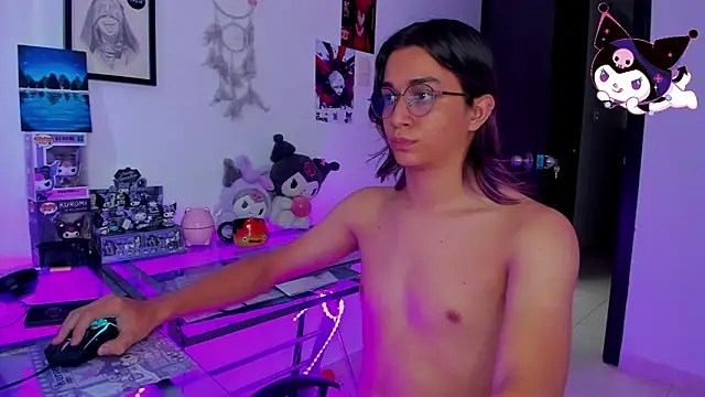 XXX chat uživo modela KeitaMoon