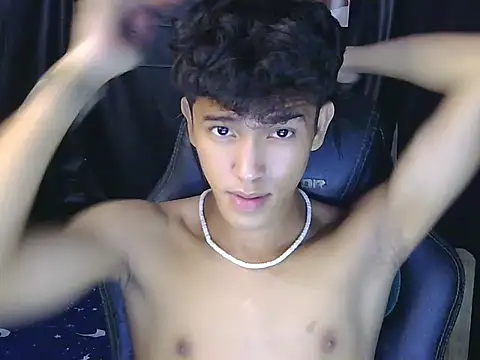 hugekenbigcock Live XXX-Chat