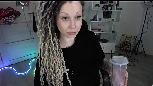 HoneySallyMoore Chat XXX in diretta