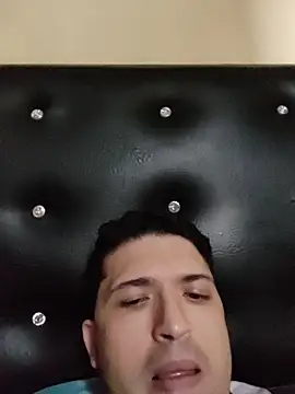 Deibyguzman webcam show