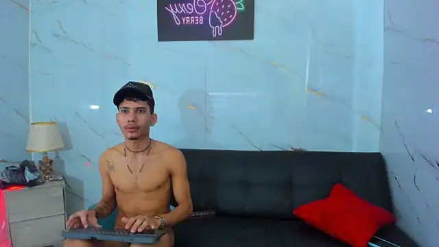 Alex_jeins_atのライブXXXチャット