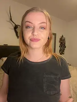 CherryyCheeks 在線直播表演