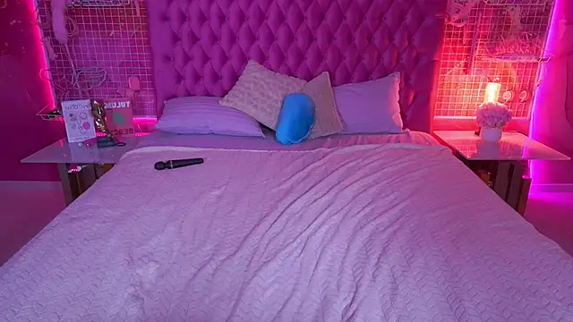 دردشة KimberlyWorld الجنسية المباشرة