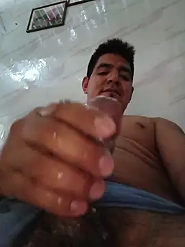 latino17's Live XXX Chat