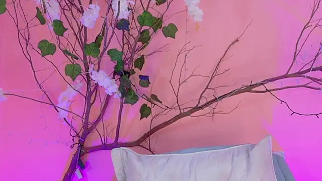 Онлайн чат XXX Charlotte_Love10