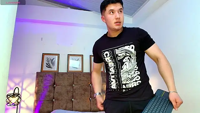 Alexander_Connor's Live XXX Chat