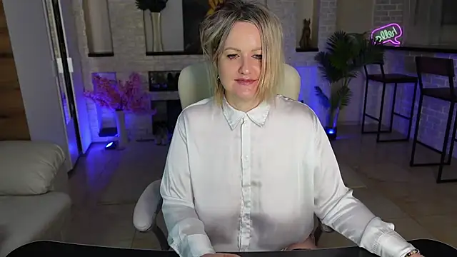 XXX chat uživo modela MariemLui