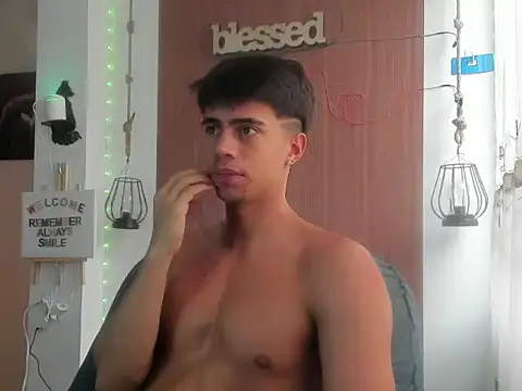 cody_pipper_ élő XXX-chatje