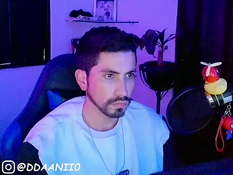 ddaanii0 Pertunjukan Webcam