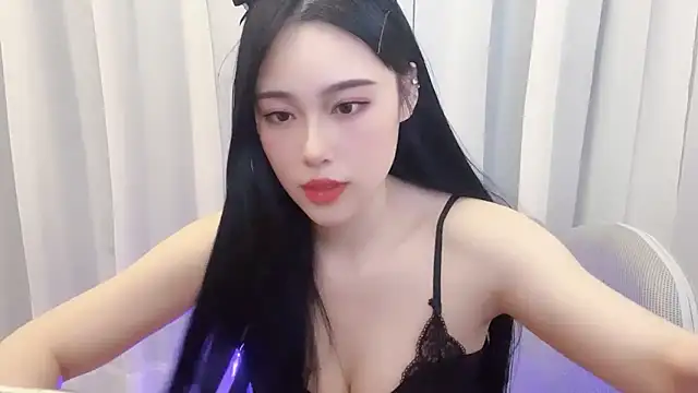 hayuyuyu Adlı Modelin Canlı XXX Sohbeti