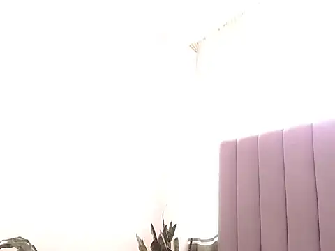 saara_johnson496's Live XXX Chat