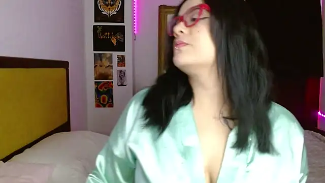 دردشة Nova-Satela الجنسية المباشرة