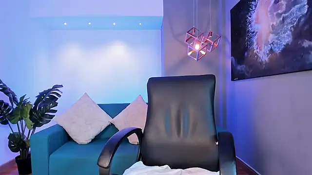 Alicee_Broownn Adlı Modelin Canlı XXX Sohbeti