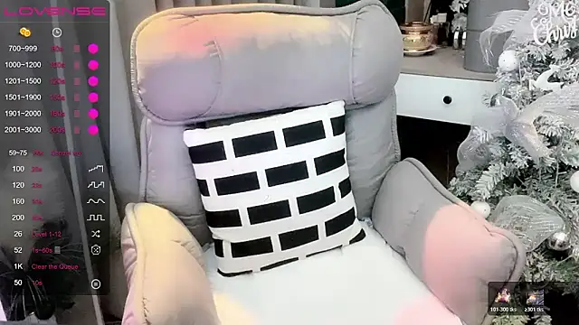 Monica-666888- élő XXX-chatje