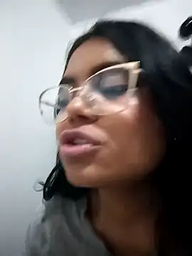 luna_velveth's Live XXX Chat