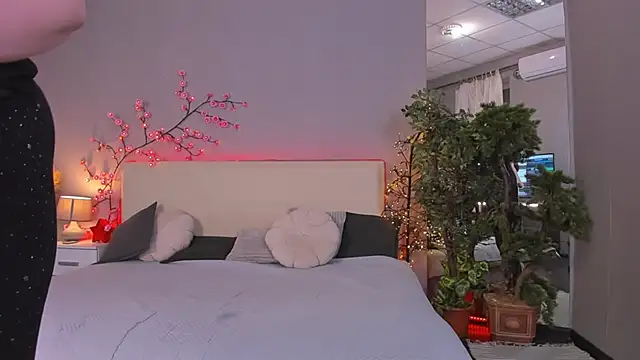 Chat XXX en directo de MonaSteele