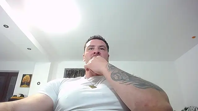 MasterAj69_ – Live XXX-chat