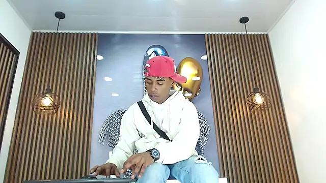 Živý XXX chat TonnyMarck