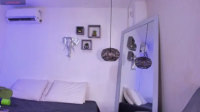 Royland_Vega – Live XXX-chat