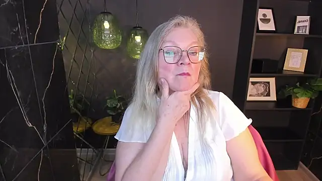 NataliMellow 现场XXX聊天