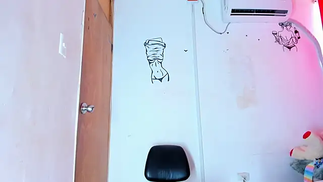 แชท XXX สดของ Emily_Coper18