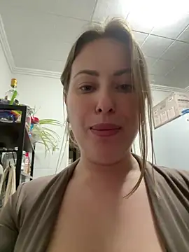 XXX chat uživo modela AlisaWhite