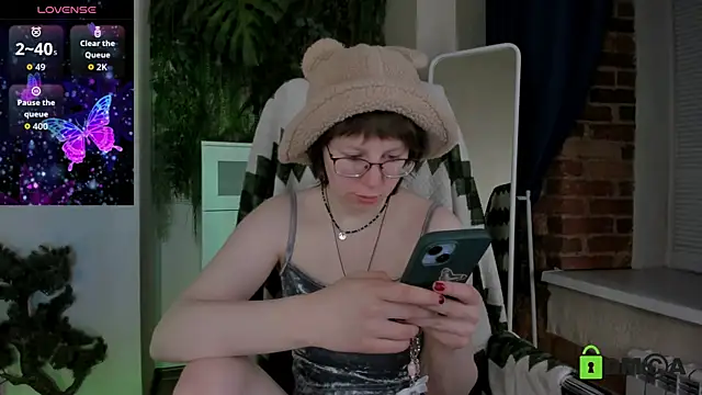 دردشة Melissa_Wells الجنسية المباشرة