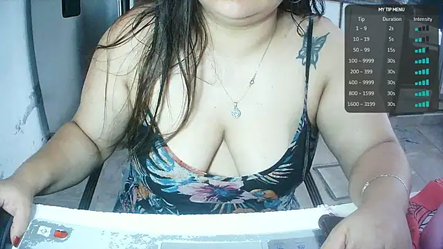 XXX chat uživo modela mamitasexi2