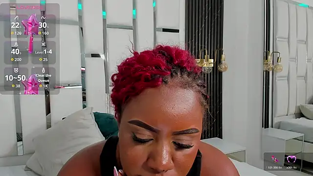 laia_fisher_ élő XXX-chatje