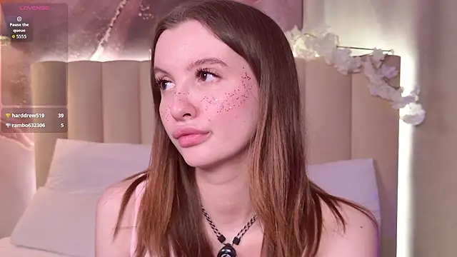 Živý XXX chat Layla_Bloom