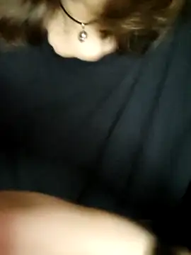 Chat +18 de Aashikalaa ao vivo