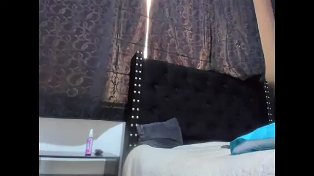 amareto_queen 现场XXX聊天