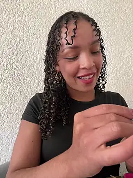 دردشة Yasmin777_ الجنسية المباشرة